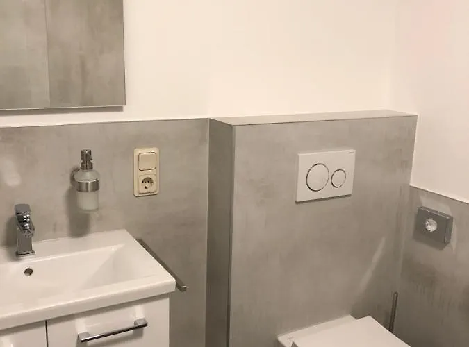 Apartment Am Frauenberg - Ruhige Lage - Terrasse - Blick Ins Tal - Carport Mit Wallbox - Self-Check-In - Schnelles Wlan Apartmán