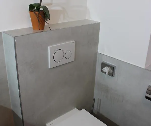 Apartmán Apartment Am Frauenberg - Ruhige Lage - Terrasse - Blick Ins Tal - Carport Mit Wallbox - Self-Check-In - Schnelles Wlan Bad Hersfeld