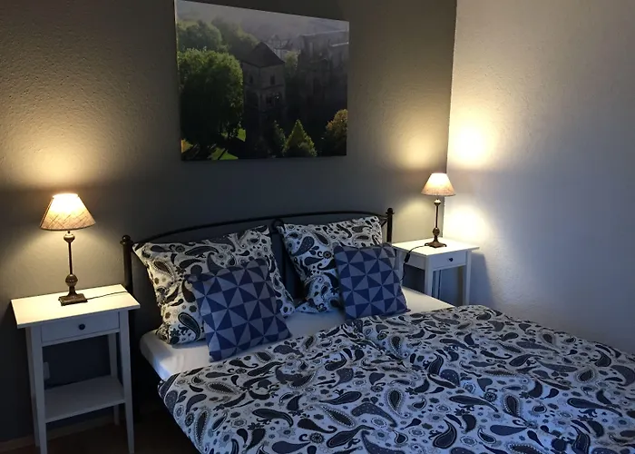 Apartment Am Frauenberg - Ruhige Lage - Terrasse - Blick Ins Tal - Carport Mit Wallbox - Self-Check-In - Schnelles Wlan * Bad Hersfeld