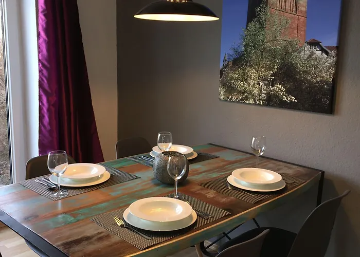 Apartment Am Frauenberg - Ruhige Lage - Terrasse - Blick Ins Tal - Carport Mit Wallbox - Self-Check-In - Schnelles Wlan * Bad Hersfeld